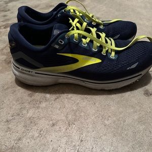 Men’s Brooks Ghost 15 size 10
